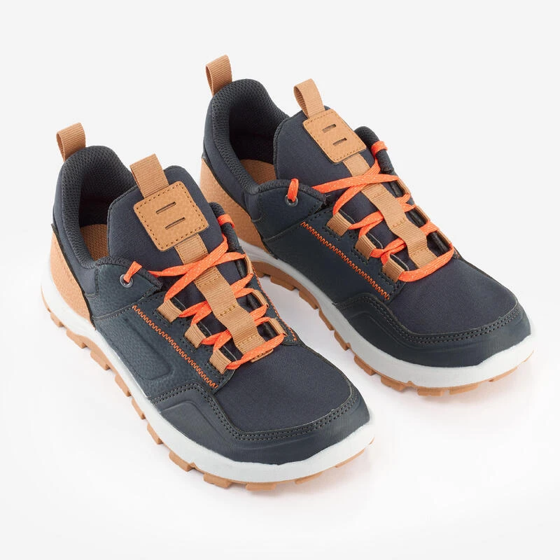 Quechua Chaussures De Randonnée Enfant Basses Avec Lacet - NH500 LOW BLEU - 35 AU 38 2 Quechua Chaussures De Randonnée Enfant Basses Avec Lacet - NH500 LOW BLEU - 35 AU 38 – Image 2