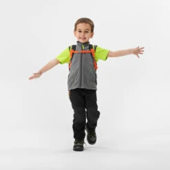 Quechua Gilet Polaire Sans Manche De Randonnée - MH150 Gris - Enfant 2 - 6 Ans 8 Quechua Gilet Polaire Sans Manche De Randonnée - MH150 Gris - Enfant 2 - 6 Ans -Quechua Magasin gilet polaire sans manche de randonnee mh150 gris enfant 2 6 ans 2