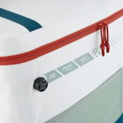 Quechua GLACIERE SOUPLE DE CAMPING - 35 LITRES - CONSERVATION AU FRAIS 17 HEURES -Quechua Magasin glaciere souple de camping 35 litres conservation au frais 17 heures 8